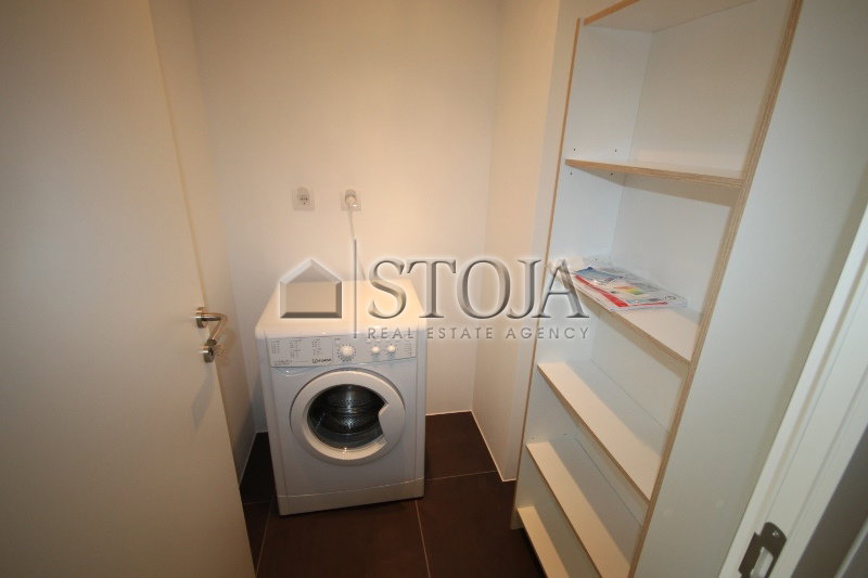 Lokacija: Ljubljana mesto, Center, Center