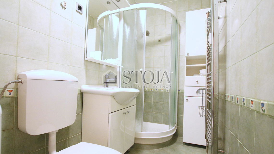 Lokacija: Ljubljana mesto, Šiška, Šiška