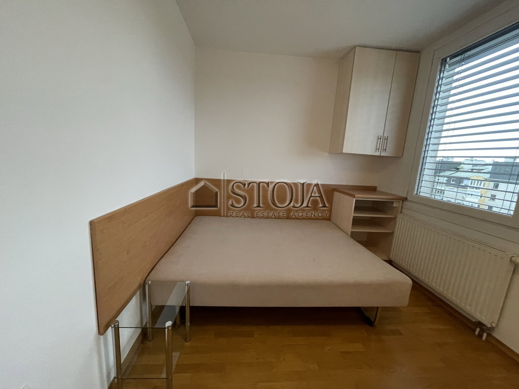 Lokacija: Ljubljana mesto, Bežigrad, Bežigrad