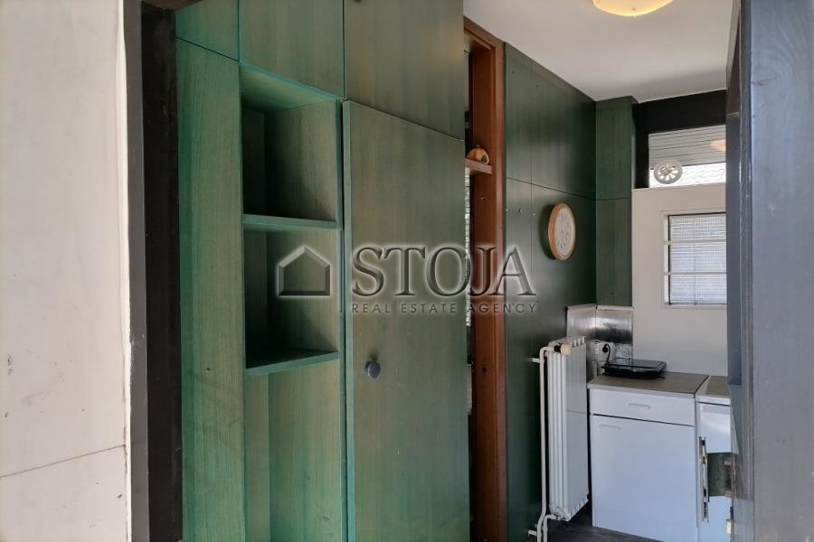 Lokacija: Ljubljana mesto, Šiška, Koseze