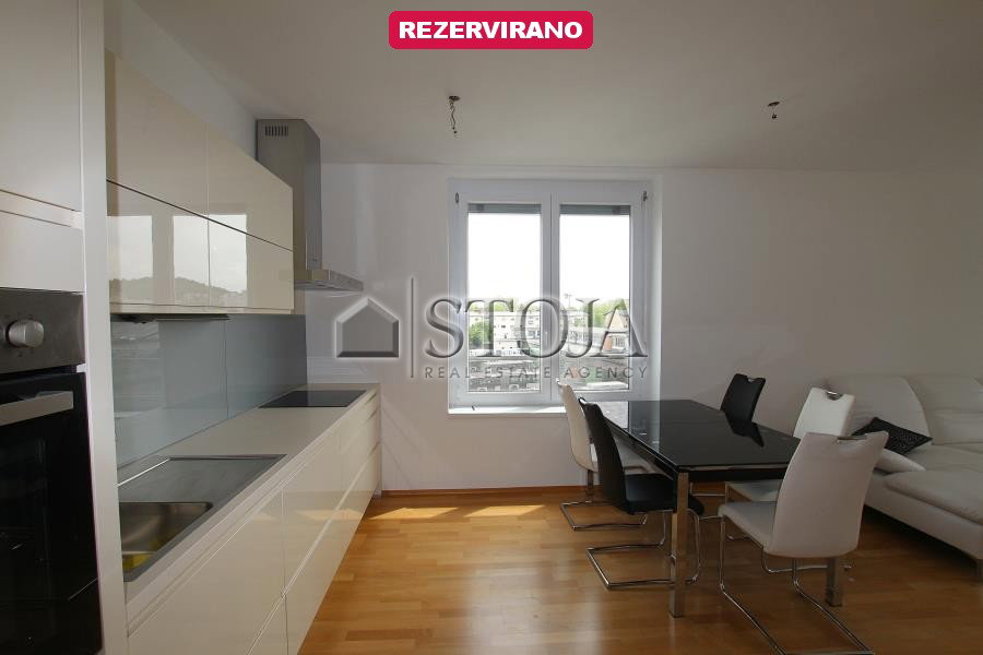 Location: Ljubljana mesto, Šiška, Šiška