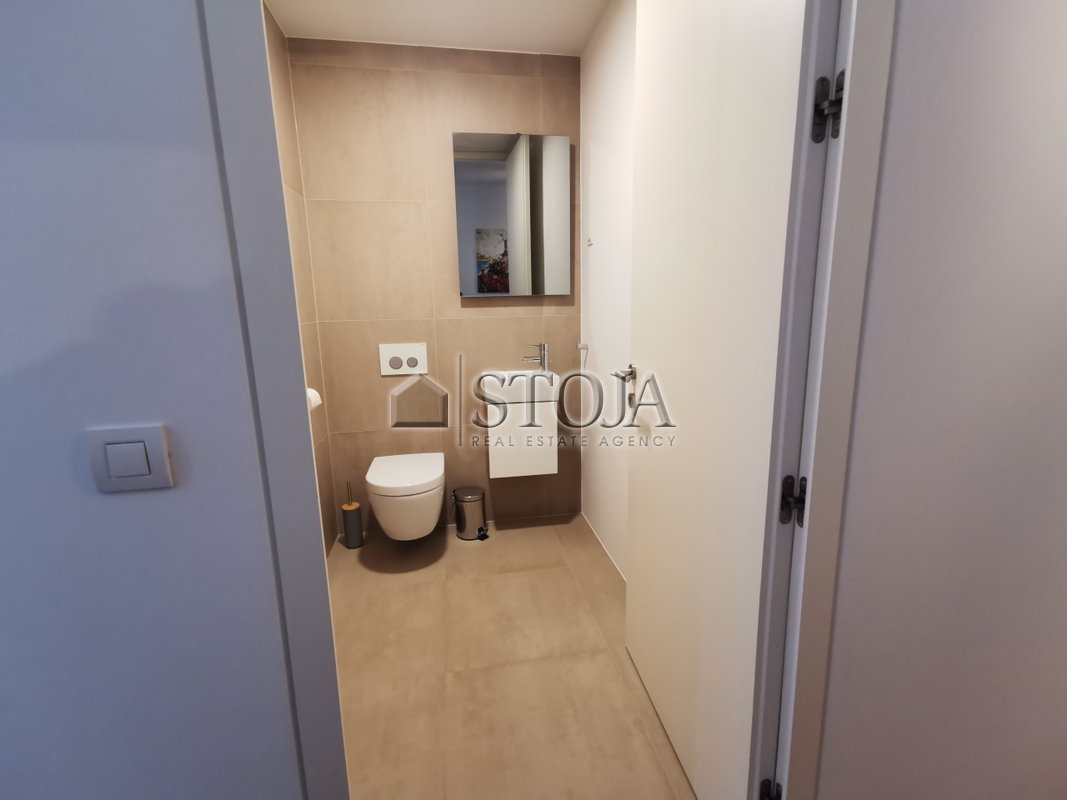 Lokacija: Ljubljana mesto, Bežigrad, Bežigrad