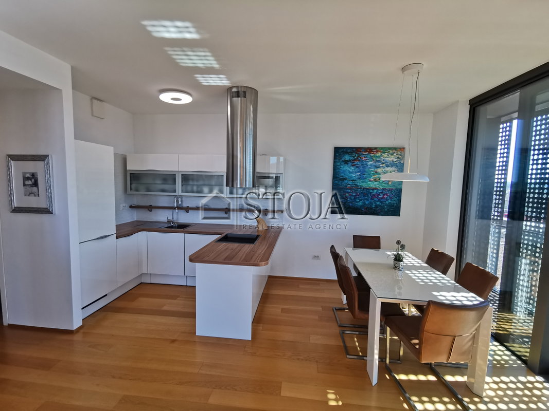 Lokacija: Ljubljana mesto, Bežigrad, Bežigrad