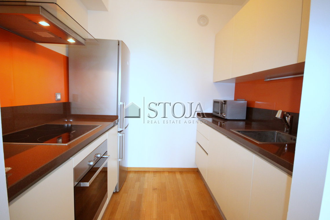 Lokacija: Ljubljana mesto, Bežigrad, Bežigrad