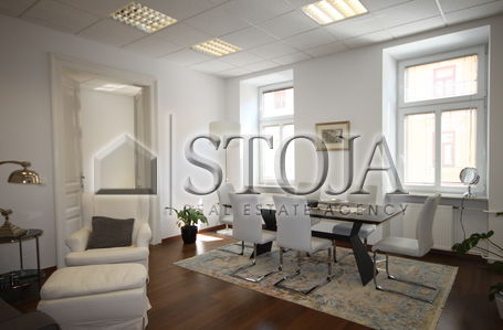 Location: Ljubljana mesto, Center, Center