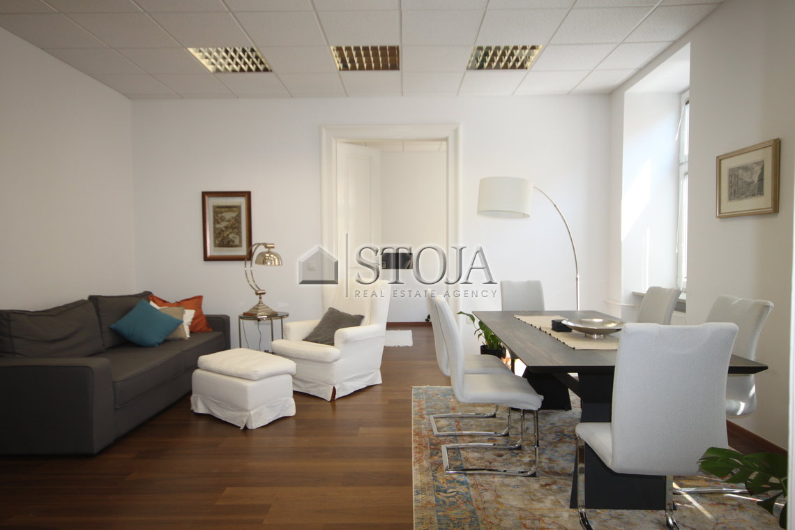 Lokacija: Ljubljana mesto, Center, Center