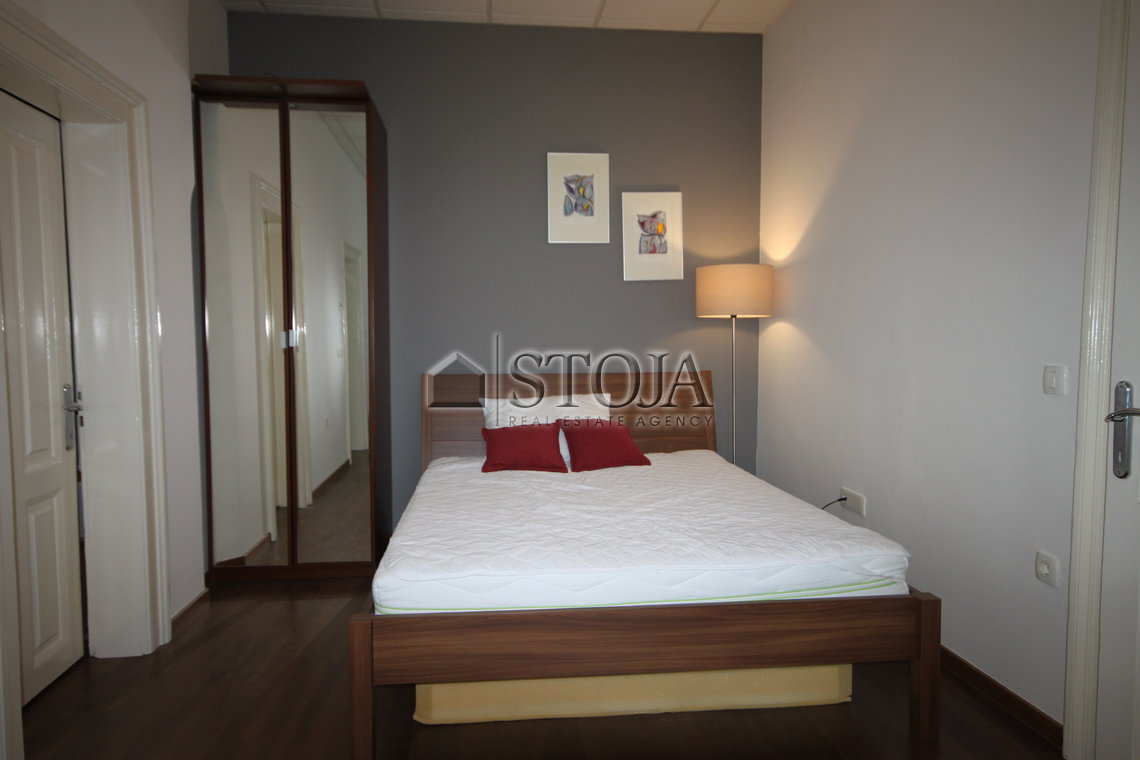 Lokacija: Ljubljana mesto, Center, Center