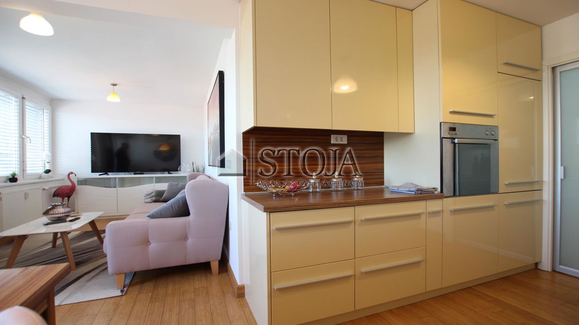 Location: Ljubljana City, Bežigrad, Bežigrad