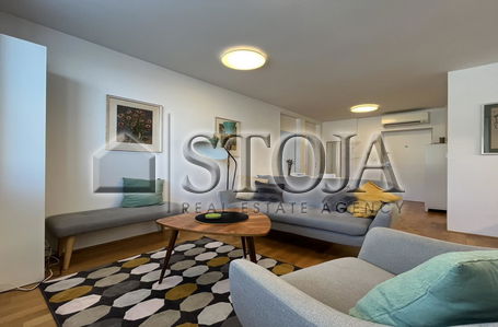 Lokacija: Ljubljana mesto, Center, Center