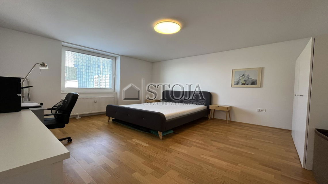 Lokacija: Ljubljana mesto, Center, Center