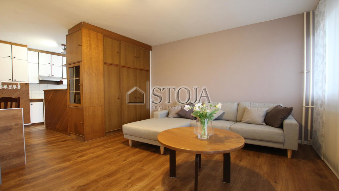 Lokacija: Gorenjska, Radovljica, Radovljica