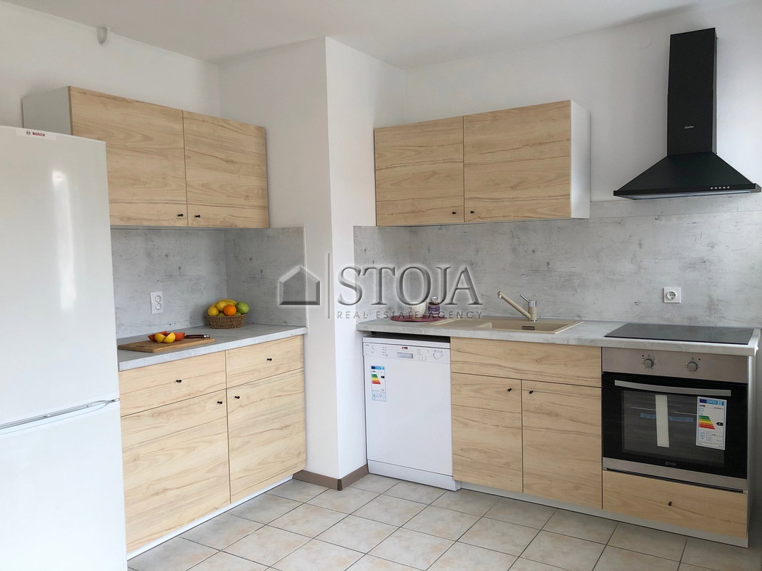 Lokacija: Ljubljana mesto, Moste-Polje, Kodeljevo