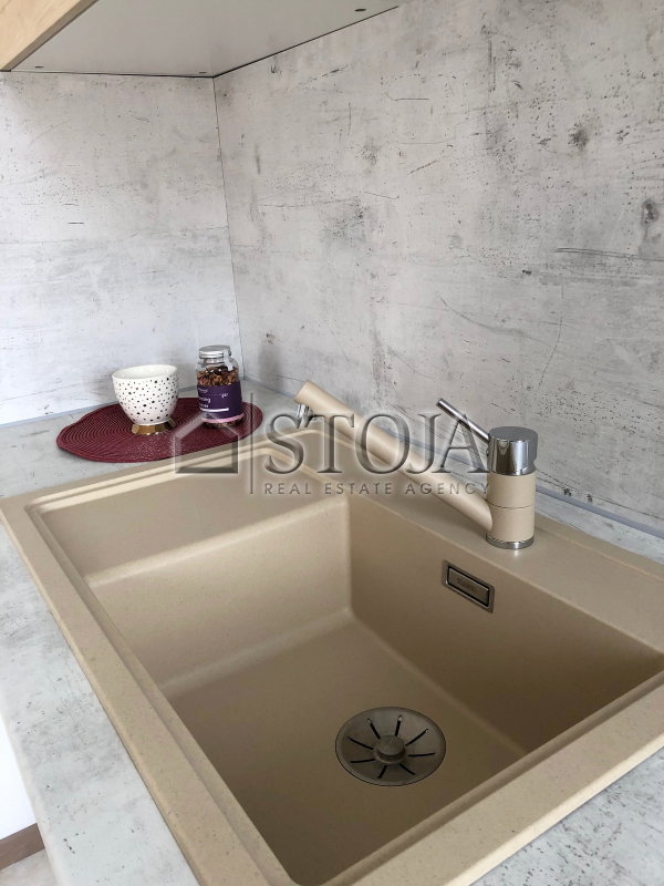 Lokacija: Ljubljana mesto, Moste-Polje, Kodeljevo