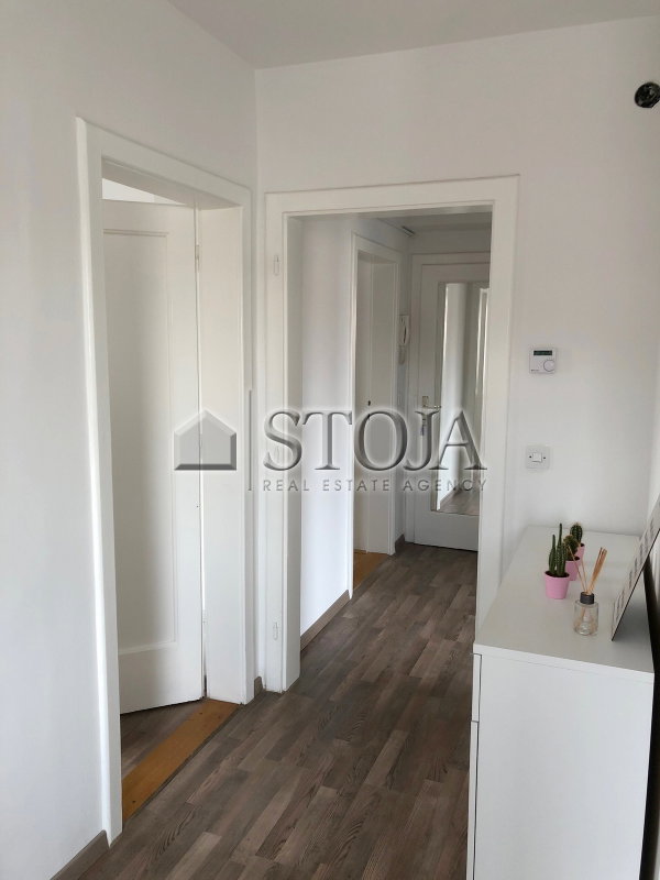 Lokacija: Ljubljana mesto, Moste-Polje, Kodeljevo