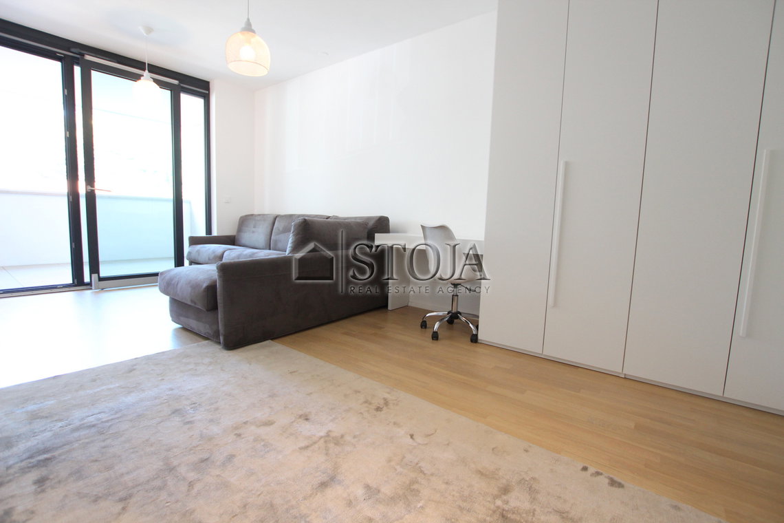 Location: Ljubljana mesto, Center, Center