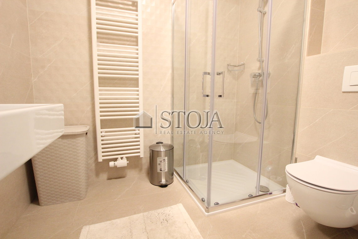 Location: Ljubljana mesto, Center, Center