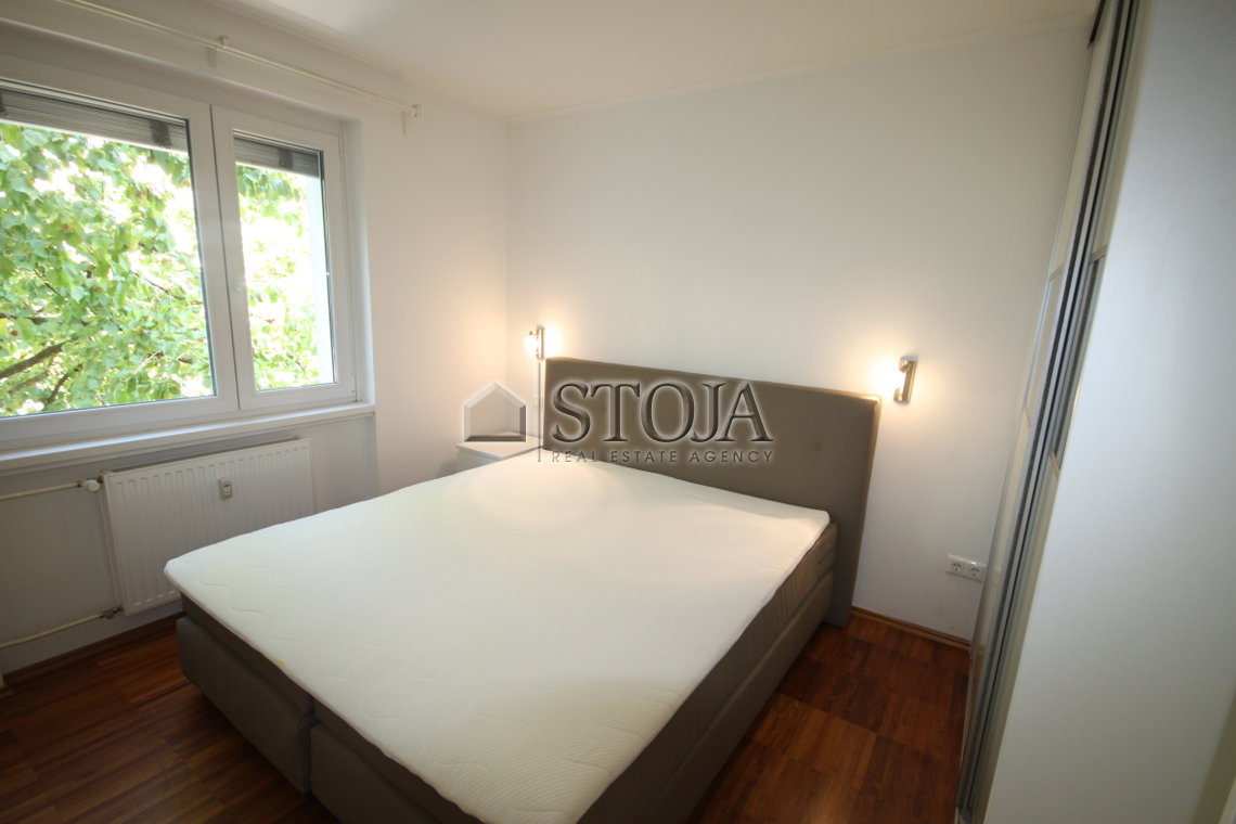Location: Ljubljana mesto, Šiška