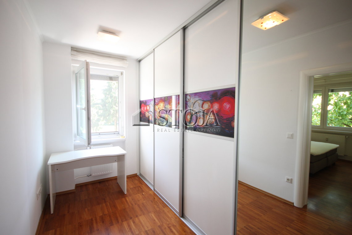 Location: Ljubljana mesto, Šiška