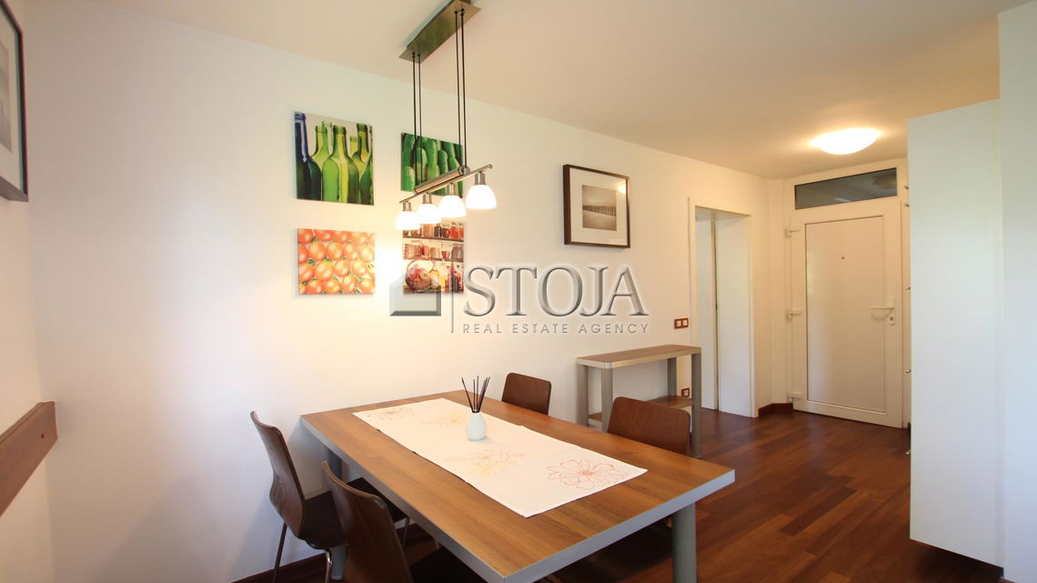 Lokacija: Ljubljana mesto, Center, Okolica