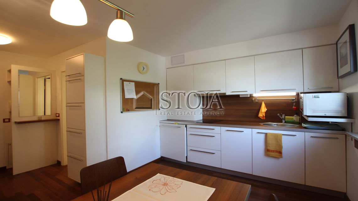 Lokacija: Ljubljana mesto, Center, Okolica