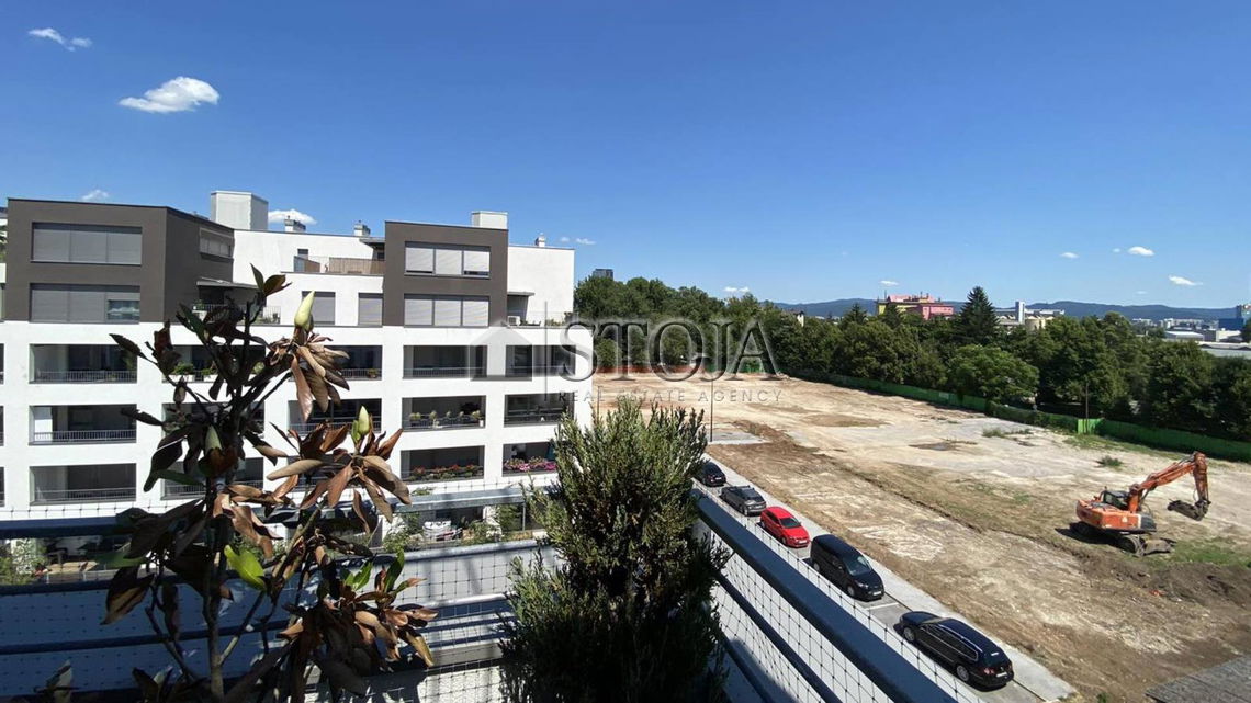 Location: Ljubljana City, Moste-Polje, Zelena jama