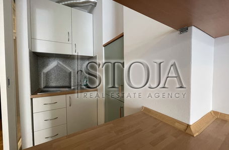 Lokacija: Ljubljana mesto, Center, Poljane