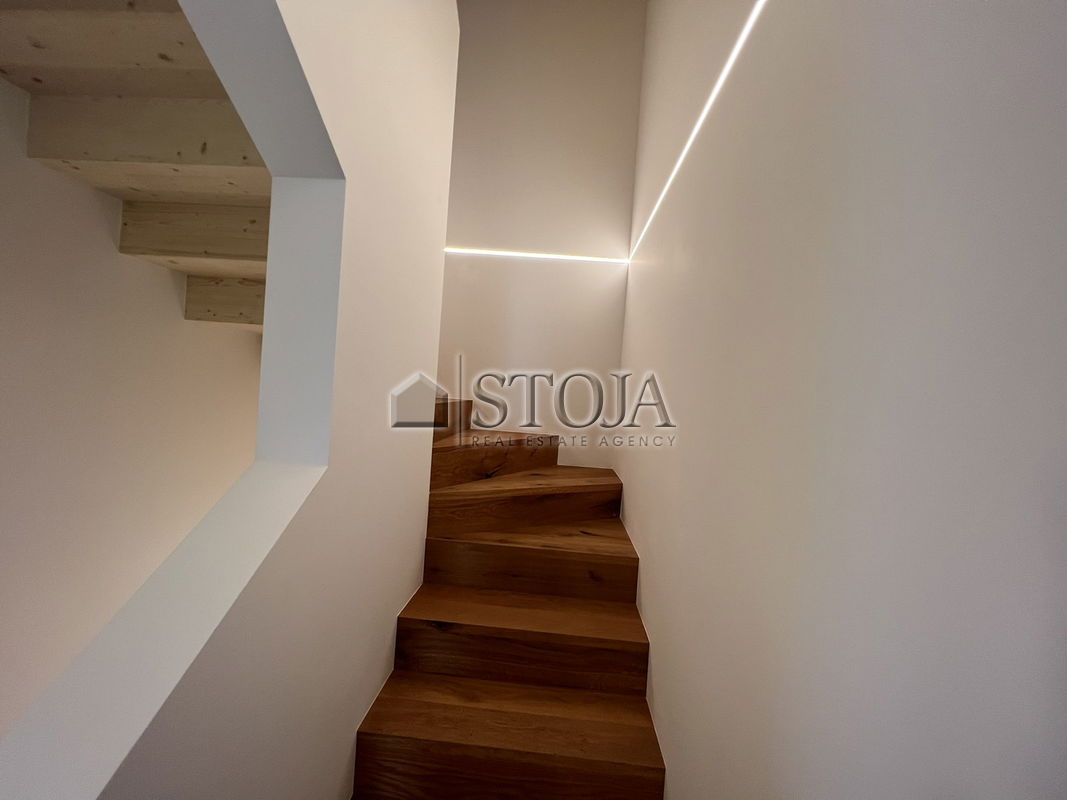 Location: Ljubljana City, Šiška, Spodnje Gameljne