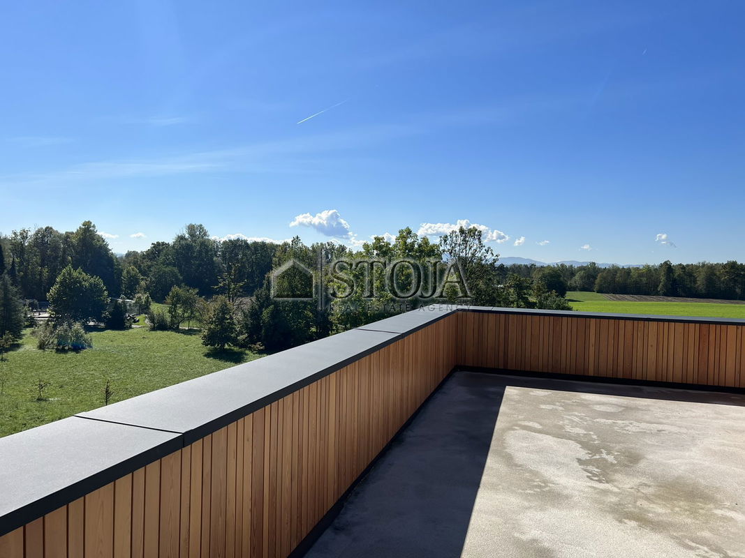 Location: Ljubljana City, Šiška, Spodnje Gameljne