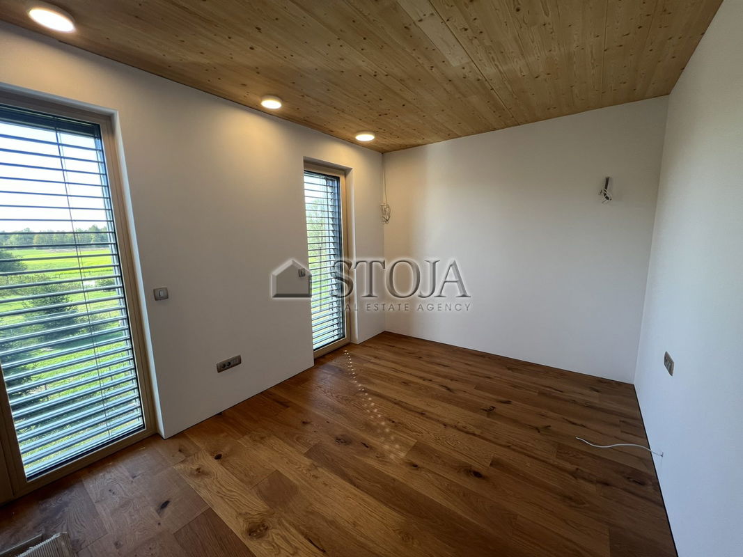 Location: Ljubljana City, Šiška, Spodnje Gameljne