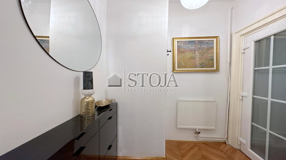Location: Ljubljana mesto, Center, Center