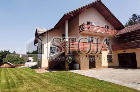 Location: Ljubljana okolica, Škofljica, Škofljica