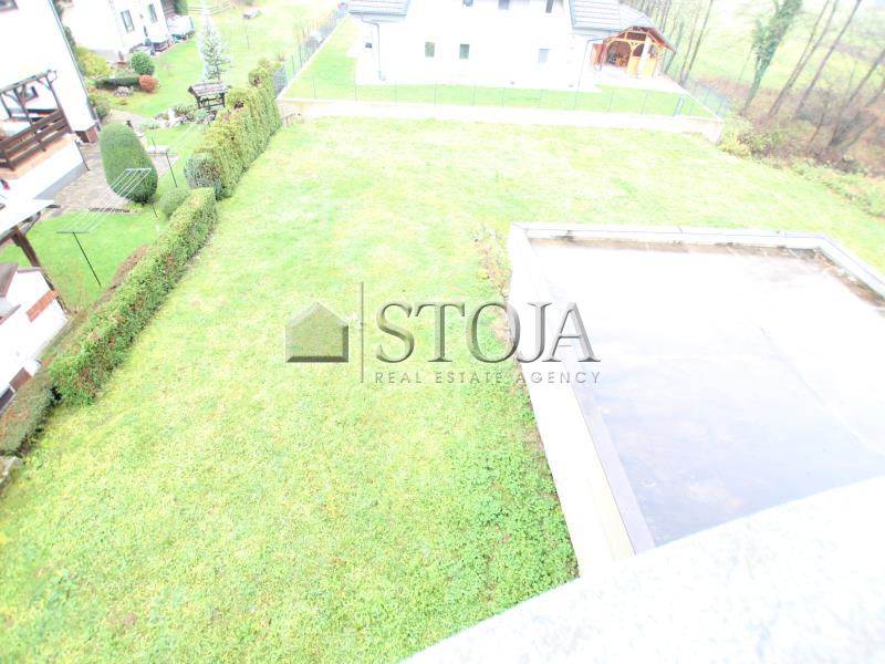 Location: Ljubljana Surroundings, Borovnica