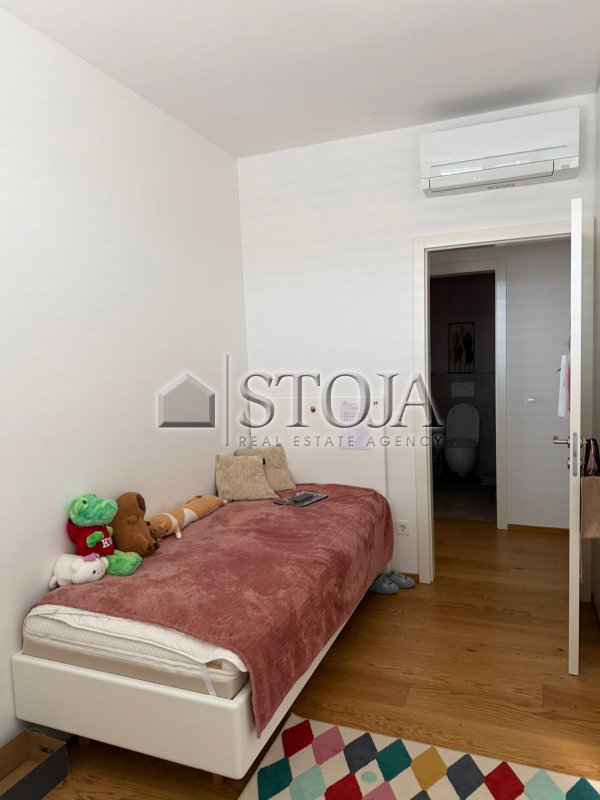 Location: Ljubljana mesto, Šiška, Šiška