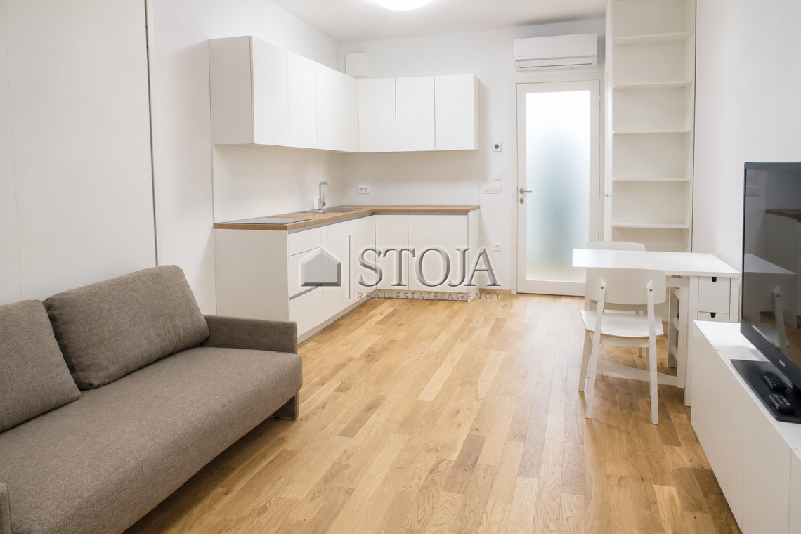 Lokacija: Ljubljana mesto, Šiška, Koseze