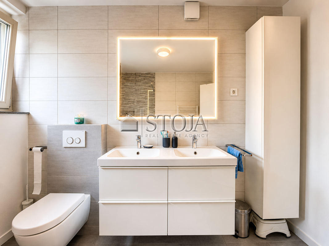 Lokacija: Ljubljana mesto, Šiška, Podutik