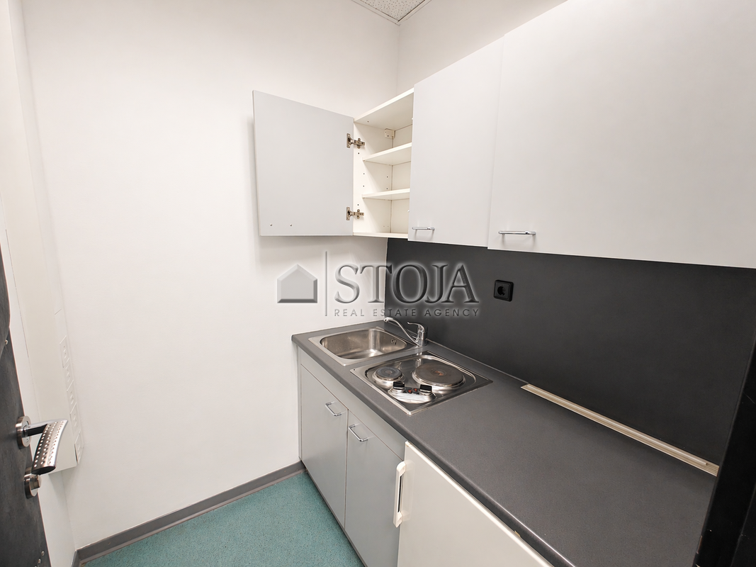 Location: Ljubljana mesto, Bežigrad, Bežigrad