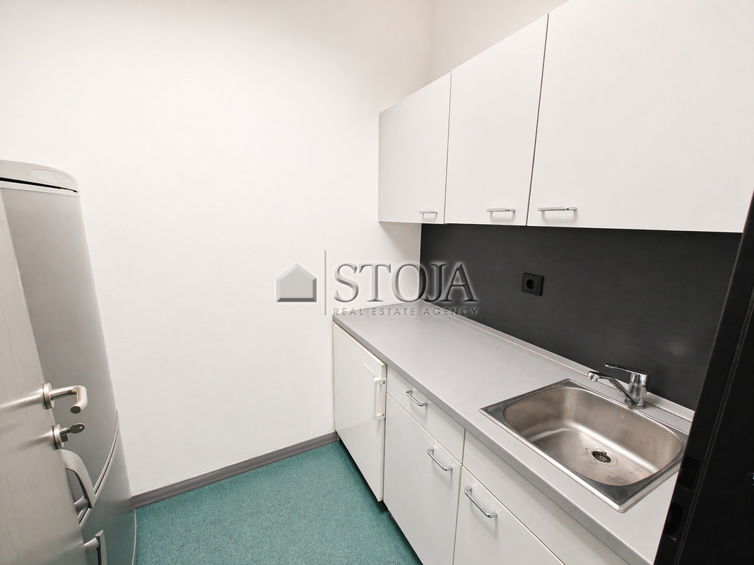 Location: Ljubljana mesto, Bežigrad, Bežigrad