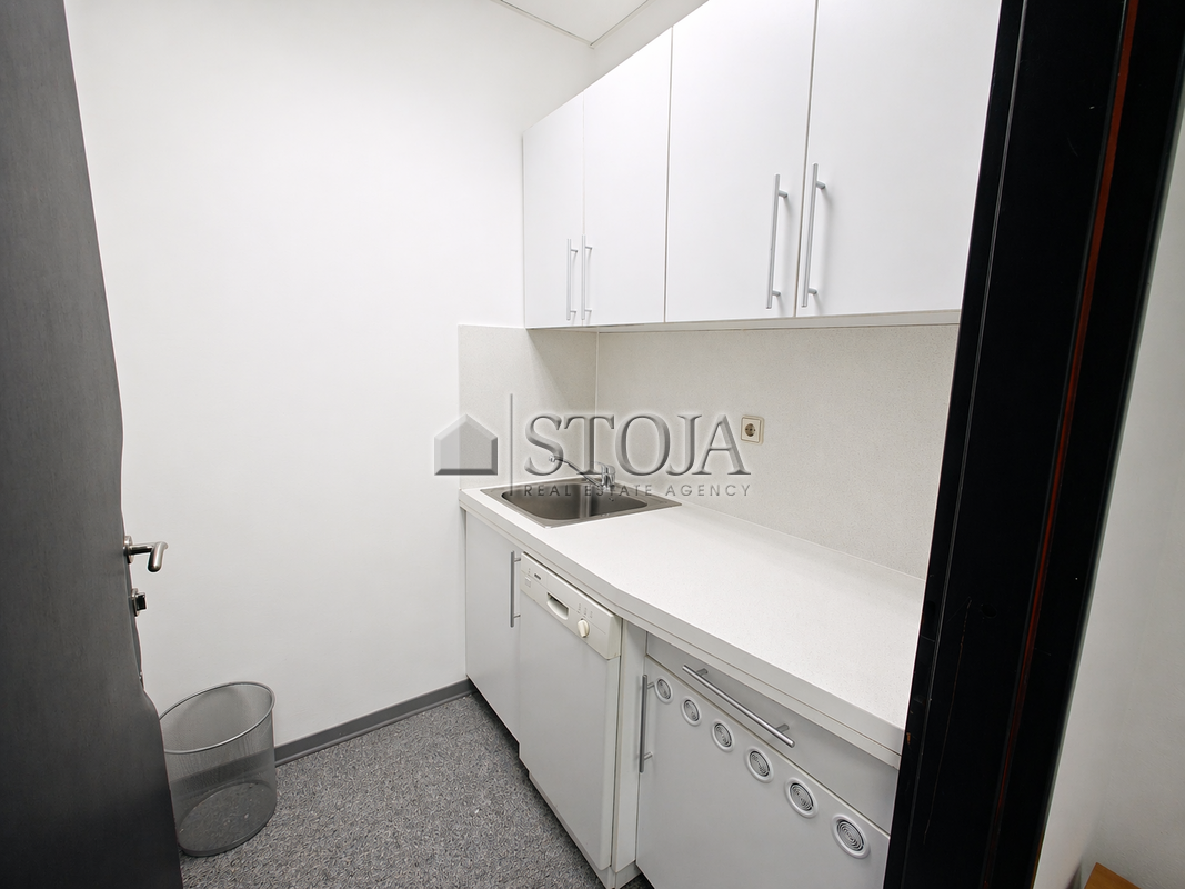 Location: Ljubljana mesto, Bežigrad, Bežigrad