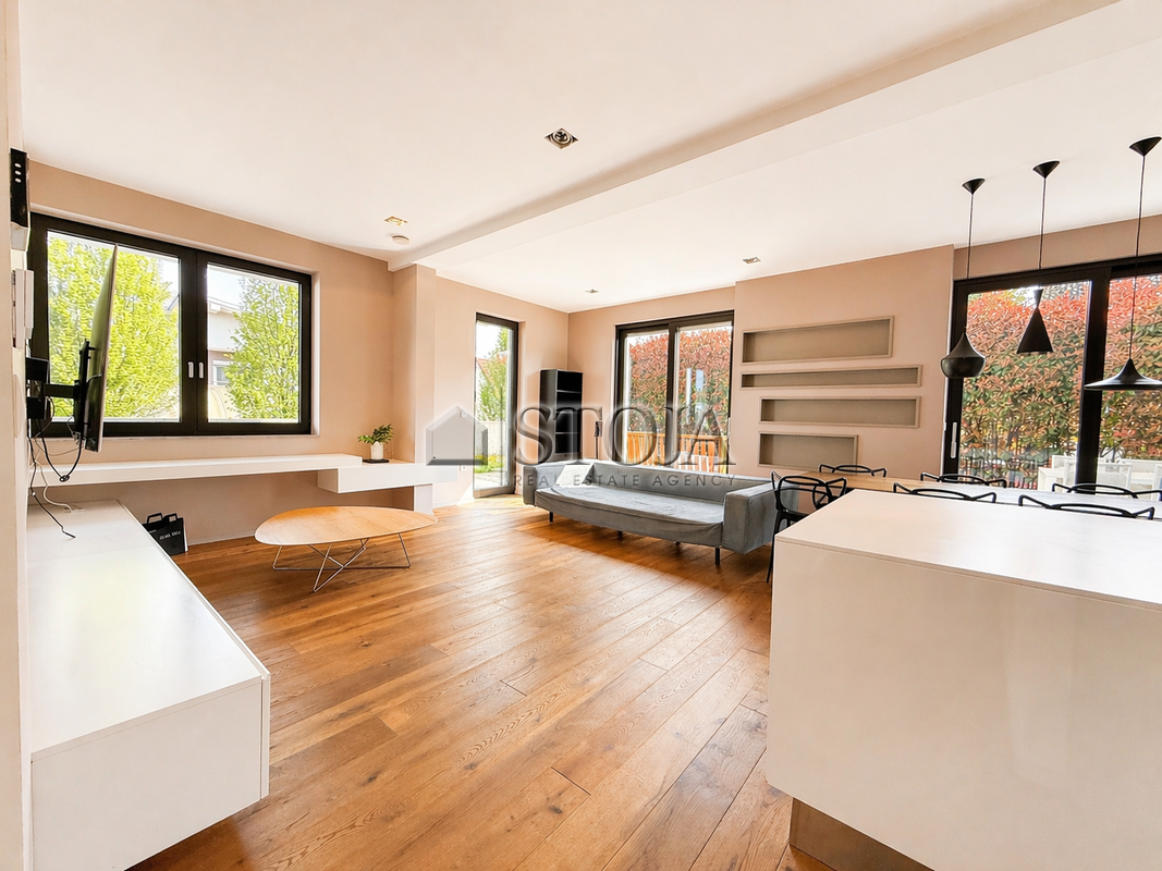 Location: Ljubljana mesto, Vič-Rudnik, Rožna dolina