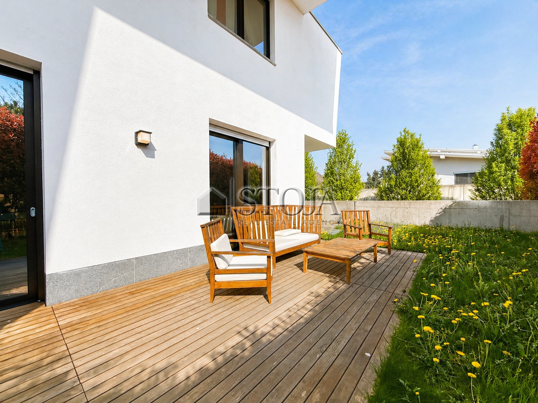 Location: Ljubljana mesto, Vič-Rudnik, Rožna dolina