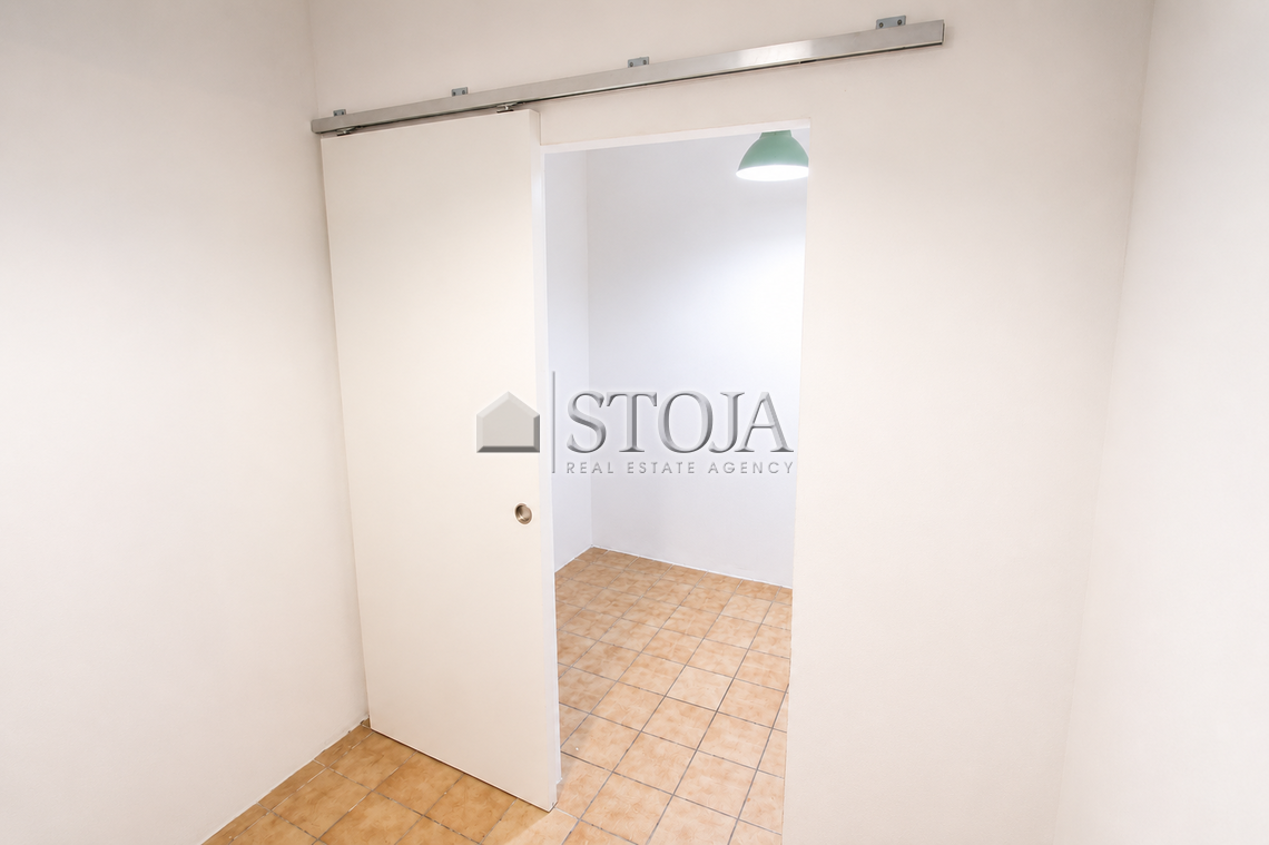 Location: Ljubljana okolica, Vrhnika, Vrhnika