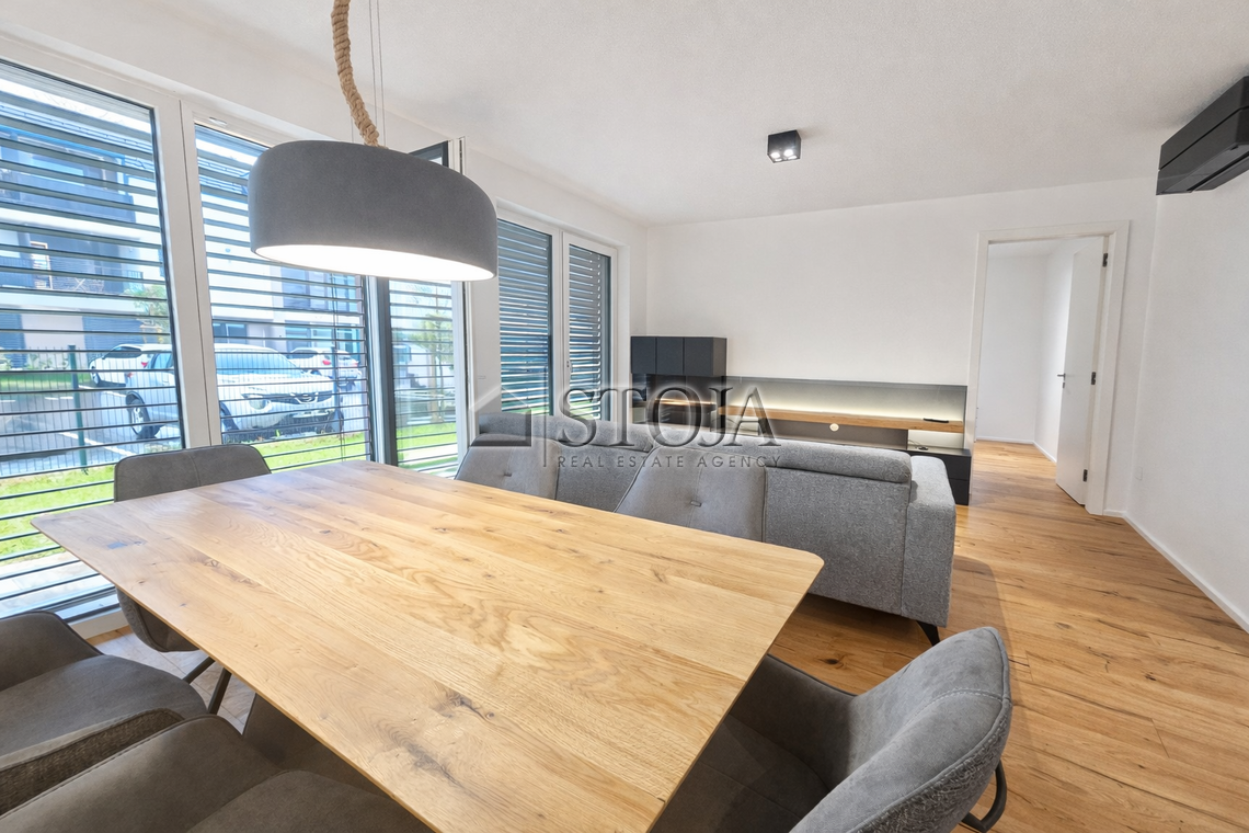 Location: Ljubljana mesto, Vič-Rudnik, Črna vas