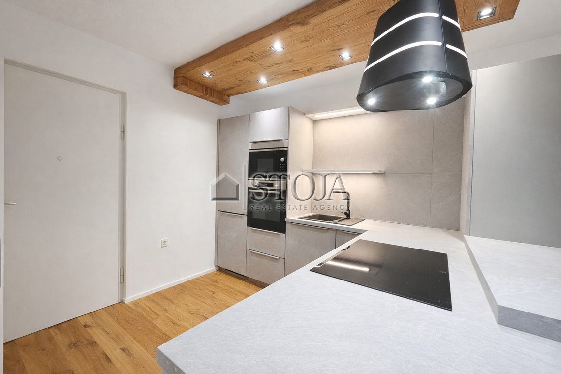 Location: Ljubljana mesto, Vič-Rudnik, Črna vas