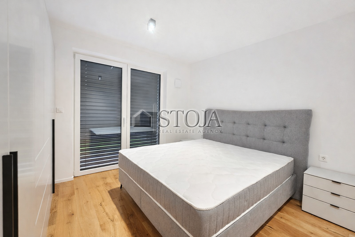 Location: Ljubljana mesto, Vič-Rudnik, Črna vas