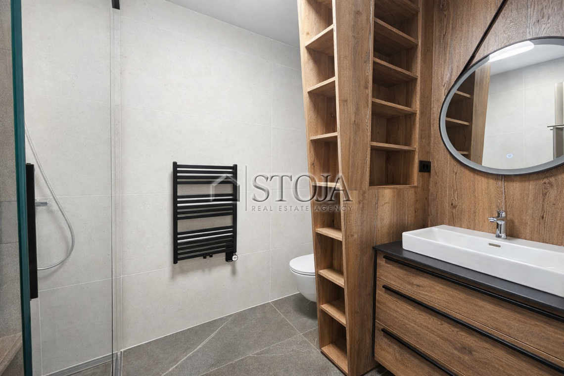 Location: Ljubljana mesto, Vič-Rudnik, Črna vas