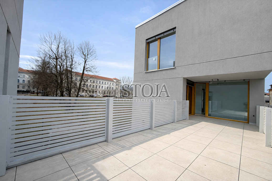 Lokacija: Ljubljana mesto, Šiška, Šentvid