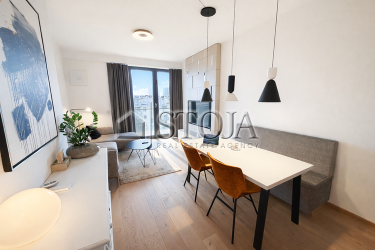 Ubicación: Ljubljana, Bežigrad, Zupančičeva jama