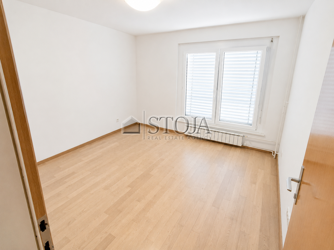 Lokacija: Ljubljana mesto, Bežigrad, Bs3