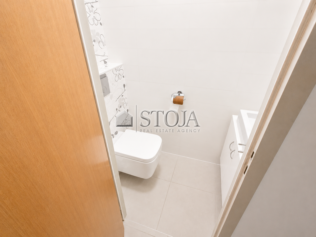 Lokacija: Ljubljana mesto, Bežigrad, Bs3