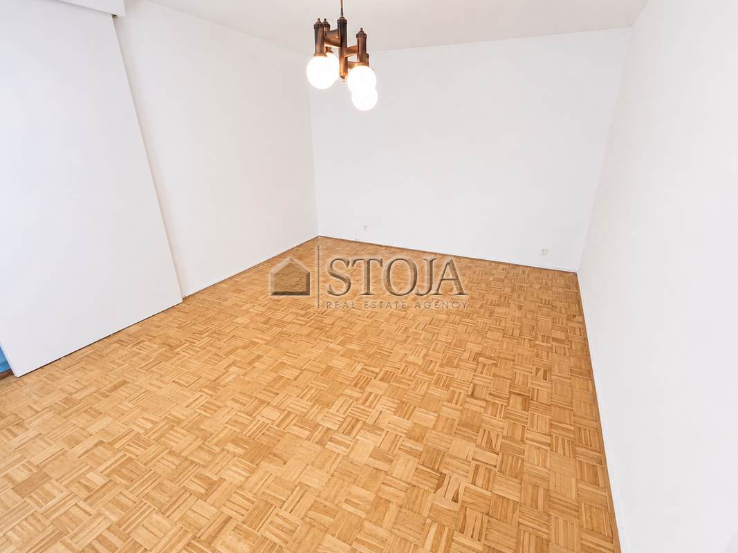 Lokacija: Ljubljana mesto, Bežigrad, Bs3